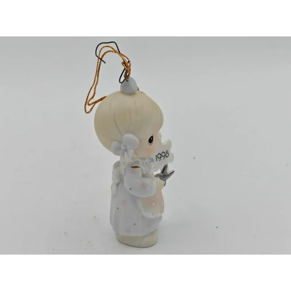 Precious Moments He Covers The Earth With His Beauty Figurine 142662 1995 Enesco